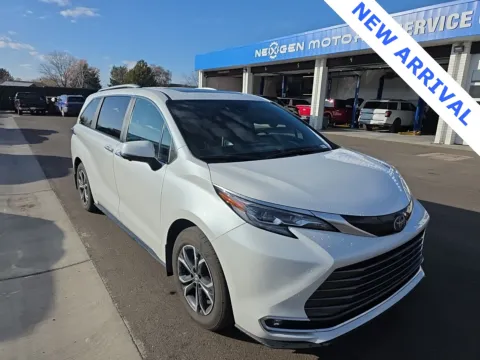White 2025 Toyota Sienna Platinum for sale in Orem, UT