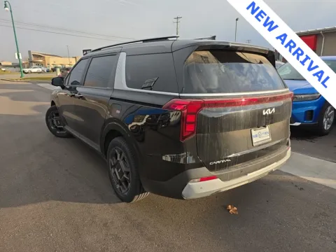More photos of 2025 Kia Carnival Hybrid EX at NeXgen Motors, UT