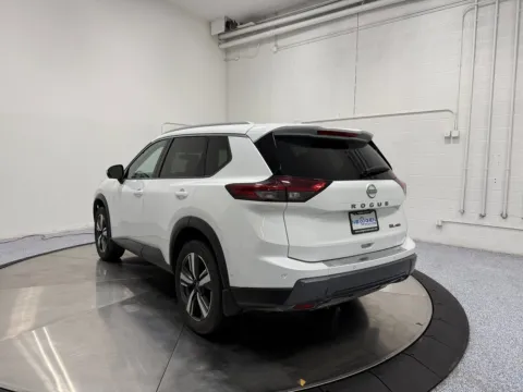 More photos of 2025 Nissan Rogue SL at NeXgen Motors, UT