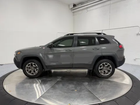 More photos of 2022 Jeep Cherokee Trailhawk at NeXgen Motors, UT