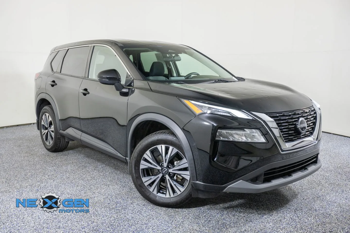 2022 Nissan Rogue SV FWD's photo