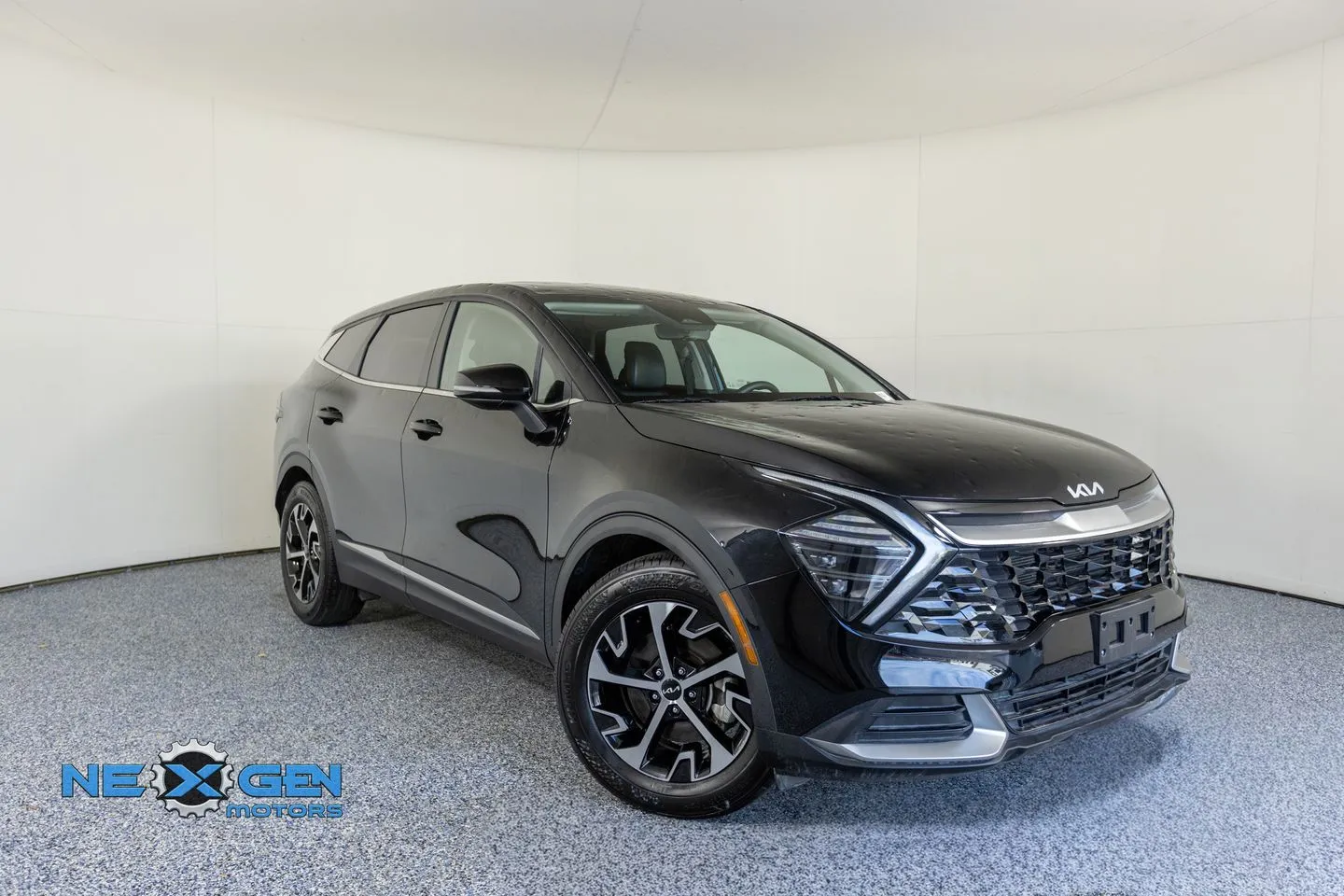 Black 2024 Kia Sportage EX for sale in Lindon, UT