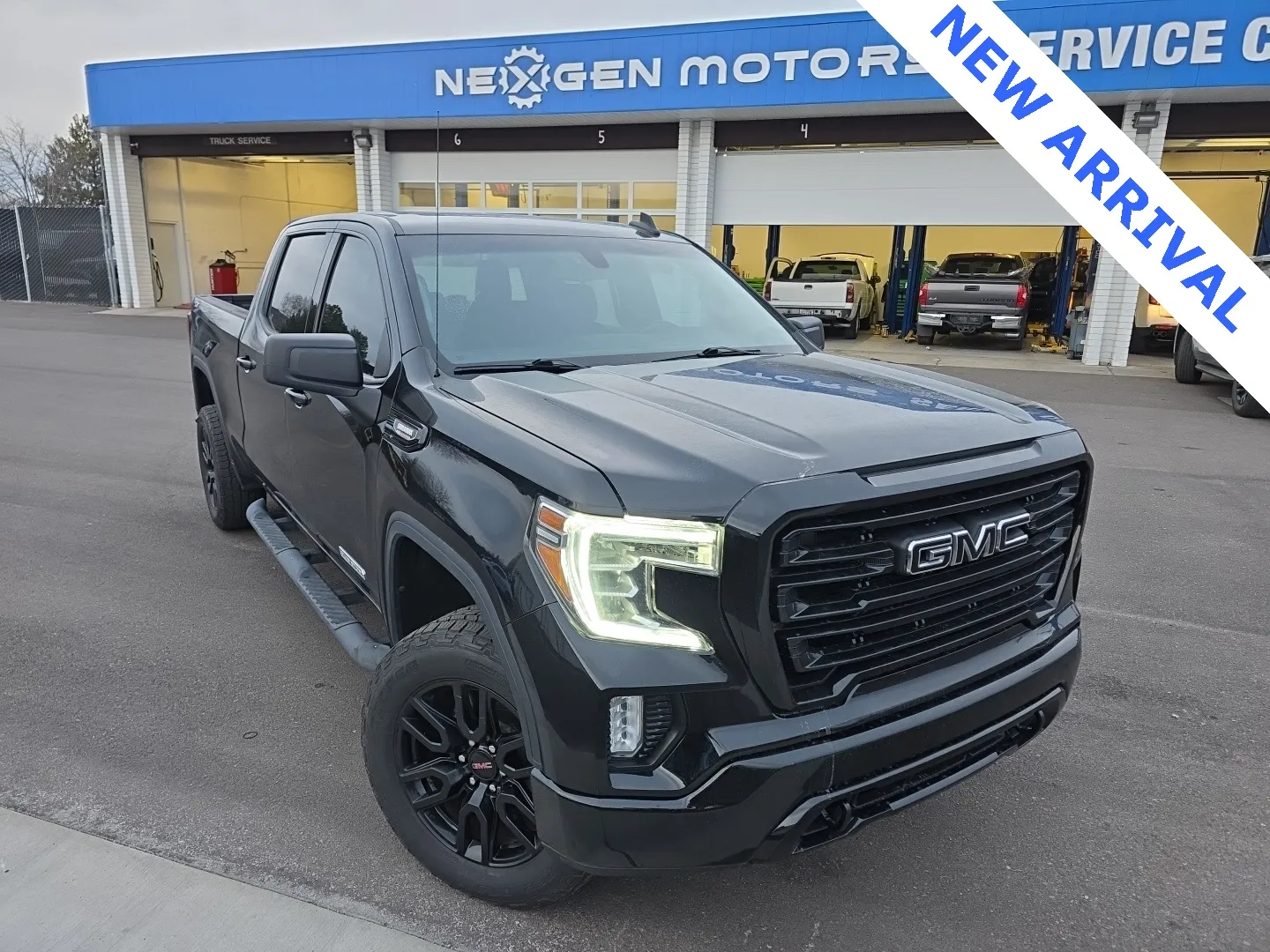 2021 GMC Sierra 1500 Elevation's photo