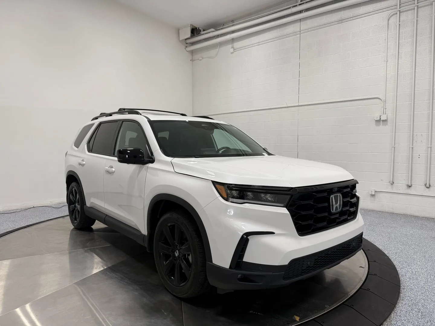 2025 Honda Pilot Black Edition's photo