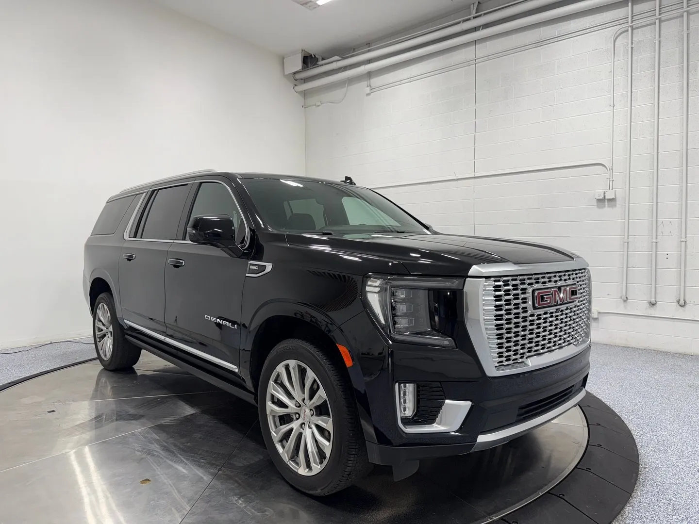 2022 GMC Yukon Denali's photo