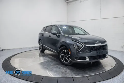 Gray 2024 Kia Sportage Hybrid LX for sale in Orem, UT