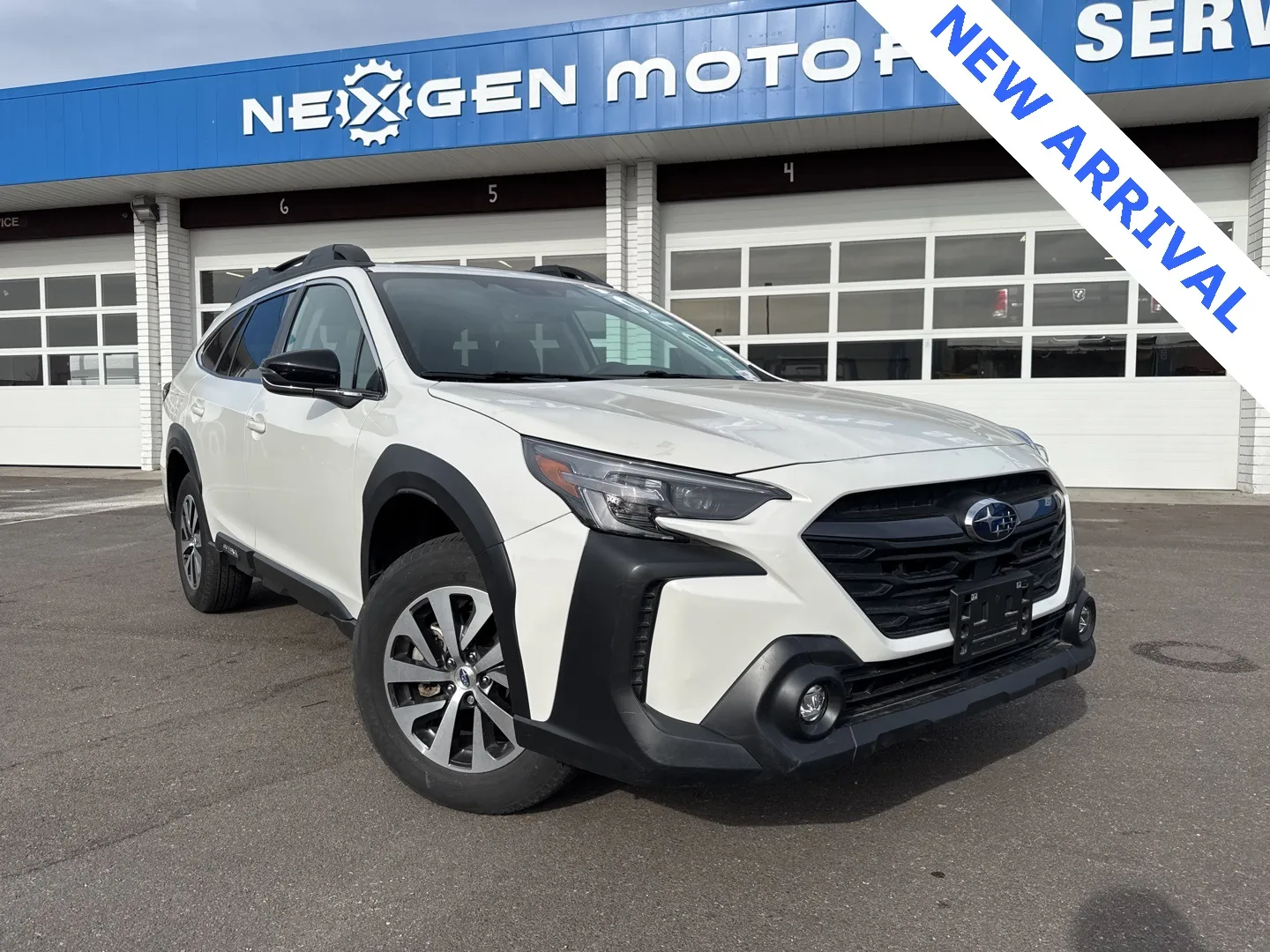 White 2024 Subaru Outback Premium for sale in Orem, UT