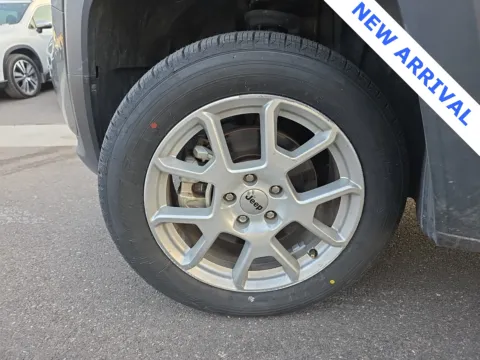 More photos of 2022 Jeep Renegade Latitude at NeXgen Motors, UT