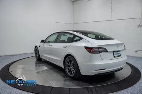 More photos of 2021 Tesla Model 3 Standard Range Plus at NeXgen Motors, UT