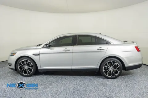 More photos of 2019 Ford Taurus SHO at NeXgen Motors, UT