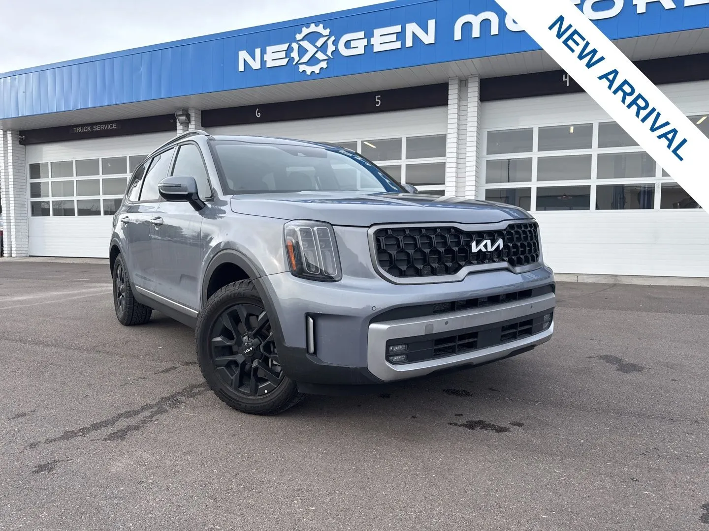 Silver 2023 Kia Telluride SX-Prestige X-Pro for sale in Lindon, UT