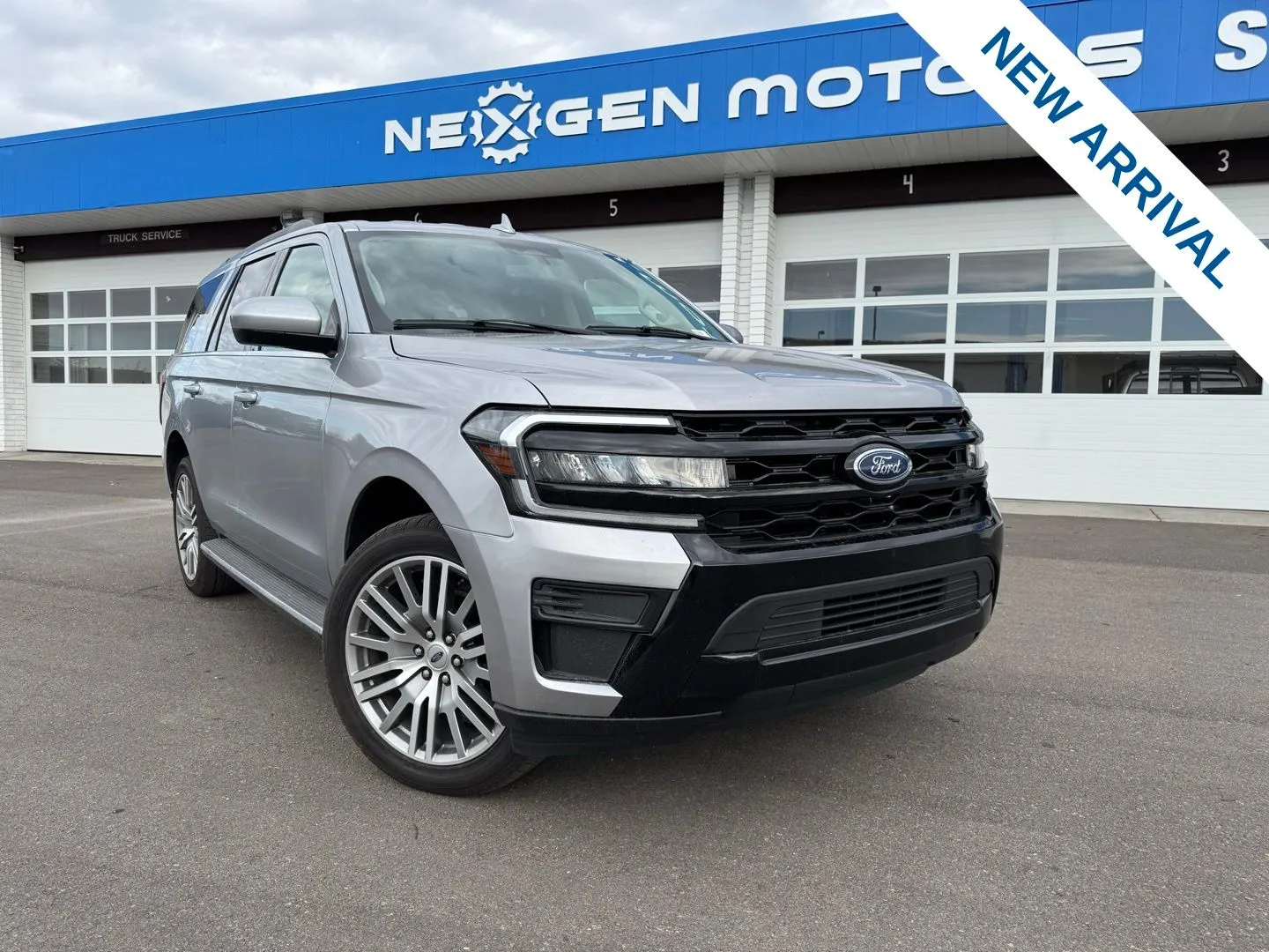 Silver 2024 Ford Expedition XLT for sale in Lindon, UT