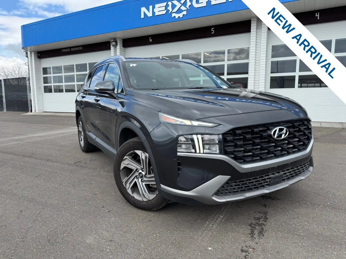 Gray 2023 Hyundai Santa Fe SEL for sale in Lindon, UT