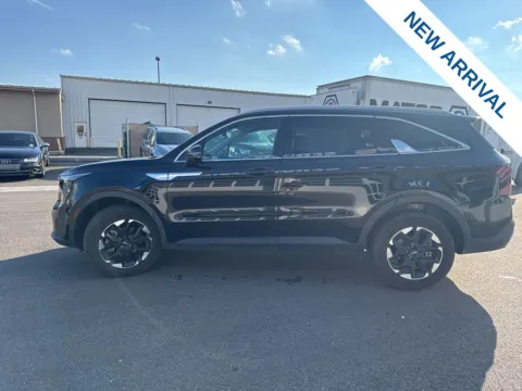 More photos of 2024 Kia Sorento S at NeXgen Motors, UT