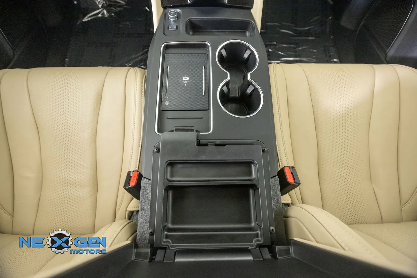 Acura MDX photo 5
