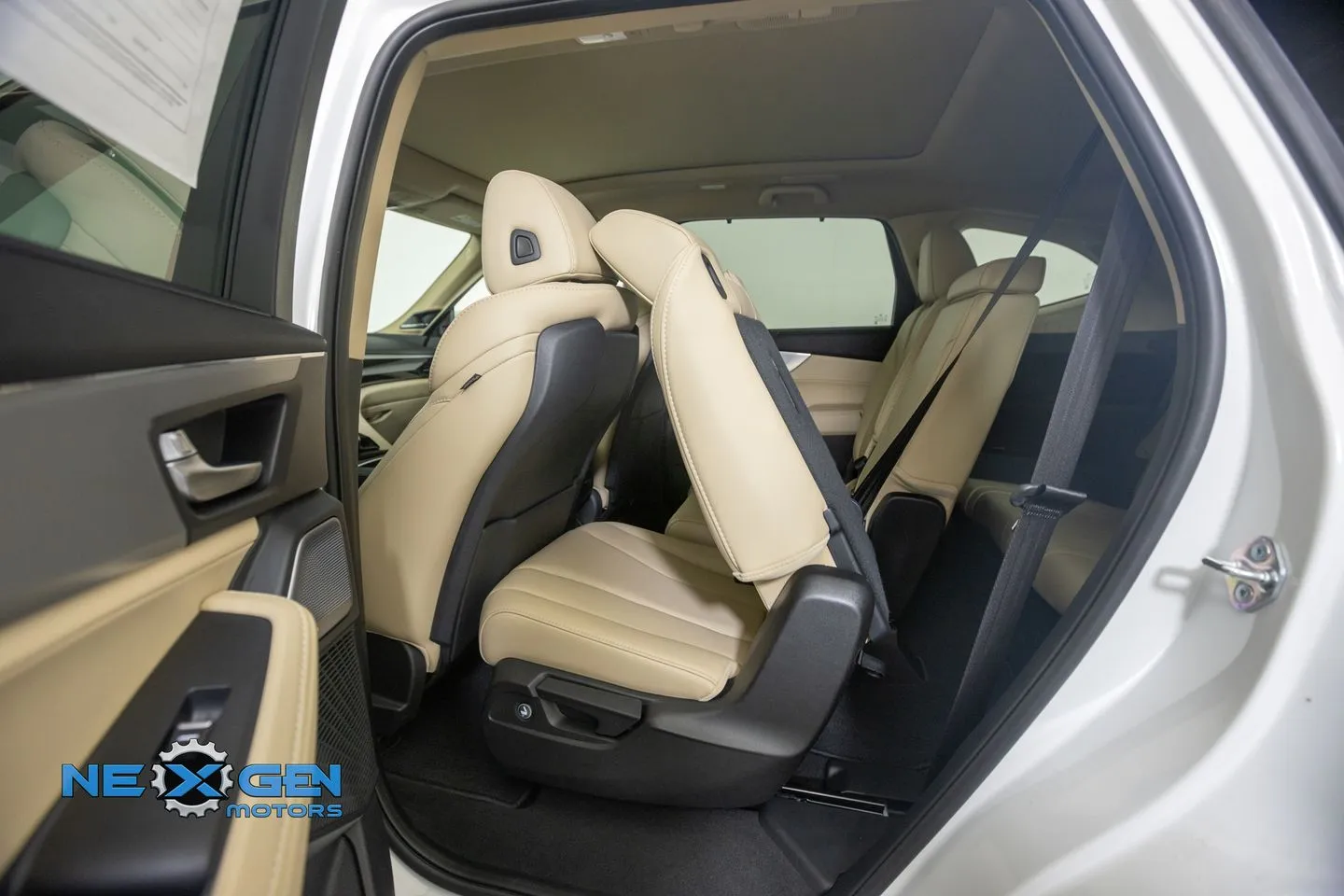 Acura MDX photo 34