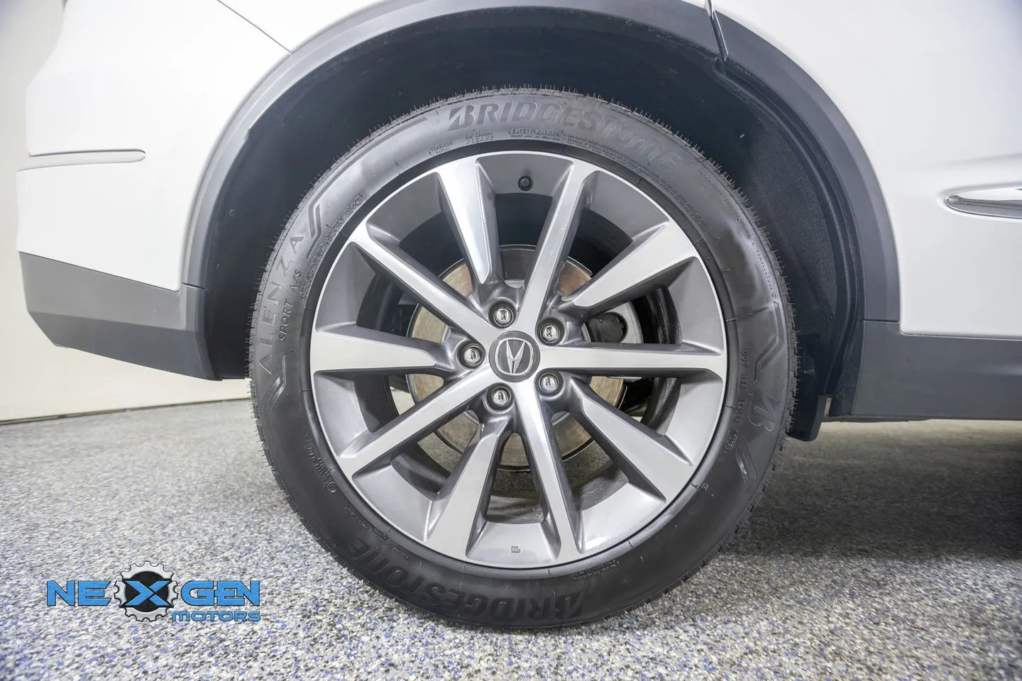 Acura MDX photo 48