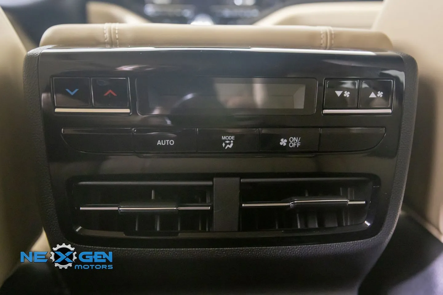 Acura MDX photo 36