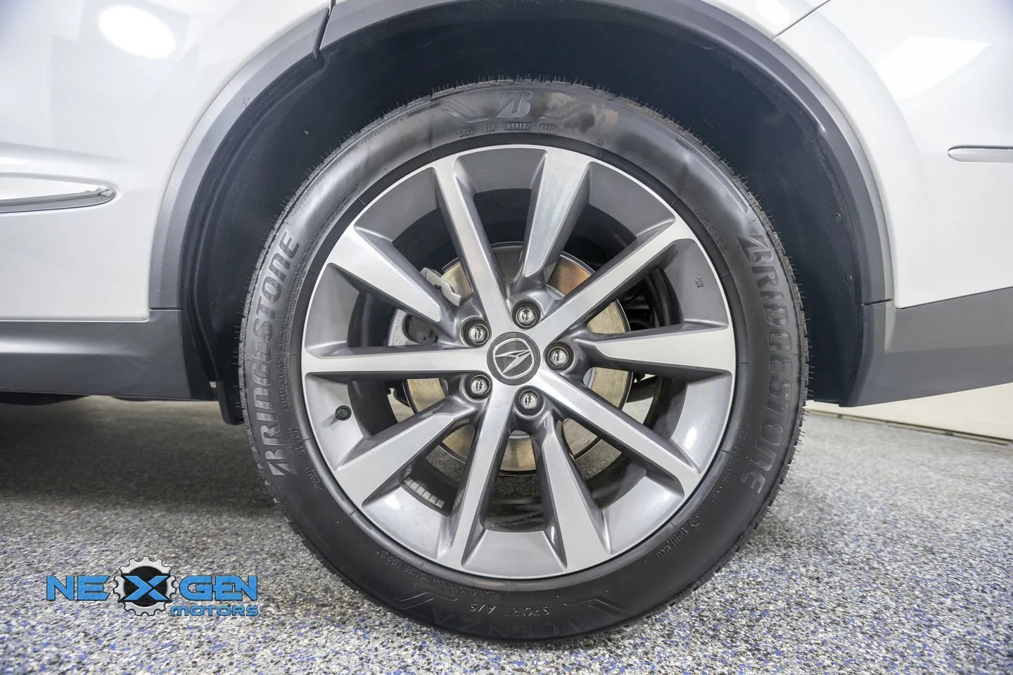 Acura MDX photo 49