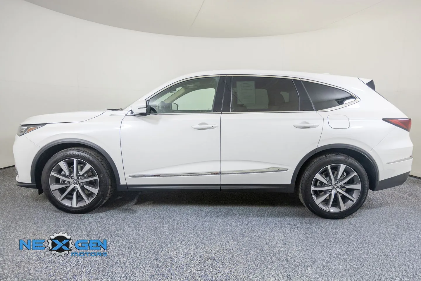 Acura MDX photo 29