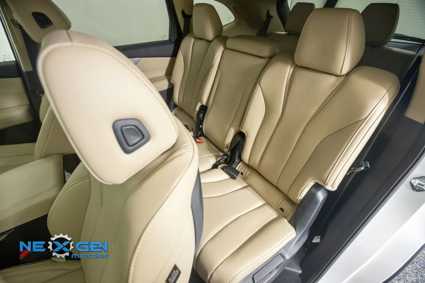 Acura MDX photo 37