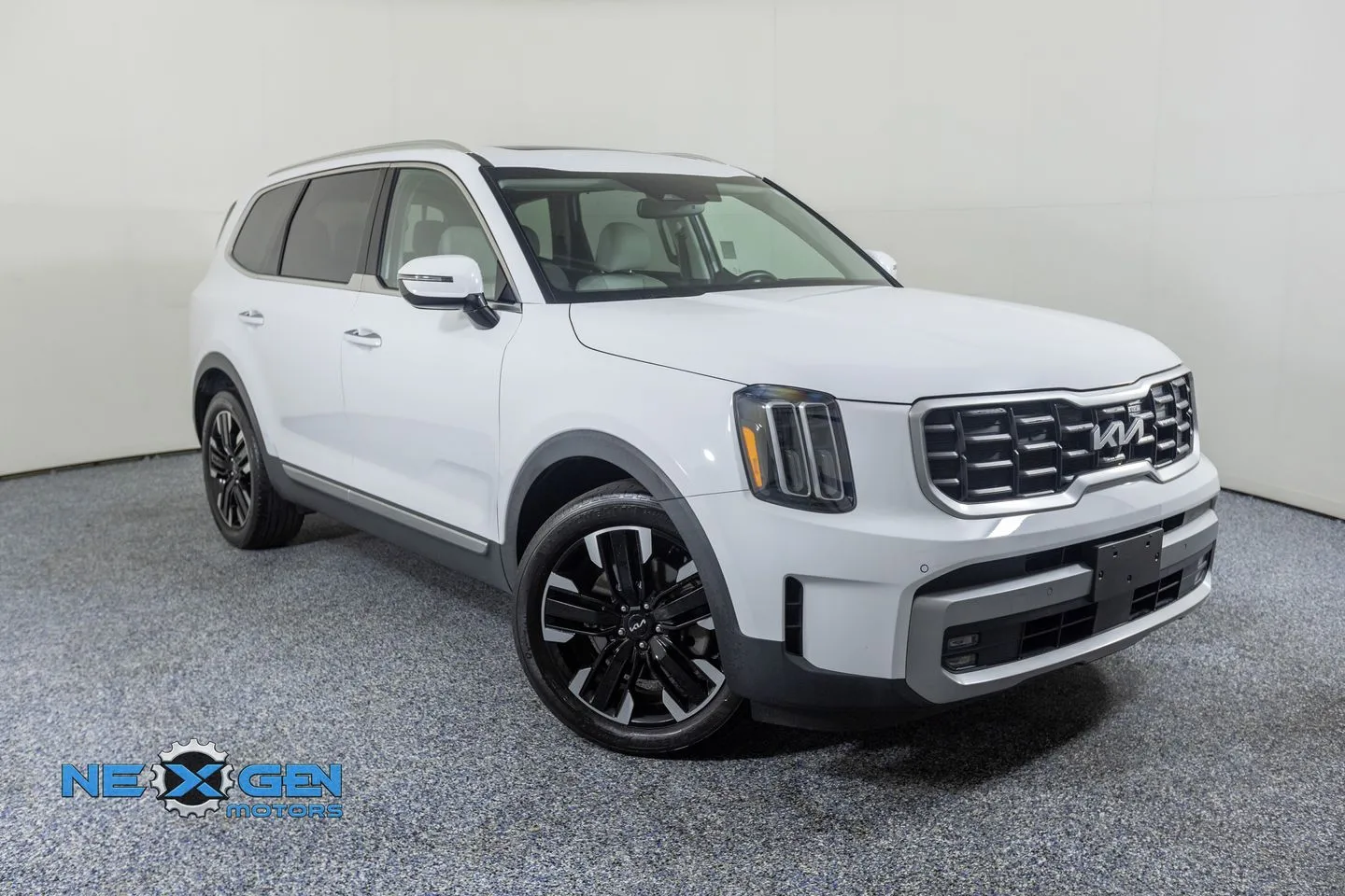 White 2023 Kia Telluride SX for sale in Lindon, UT