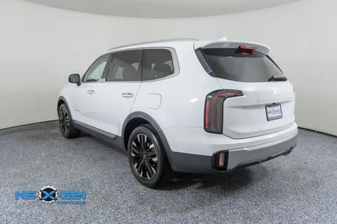 More photos of 2023 Kia Telluride SX at NeXgen Motors, UT