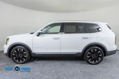 More photos of 2023 Kia Telluride SX at NeXgen Motors, UT