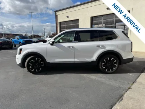 More photos of 2023 Kia Telluride SX at NeXgen Motors, UT
