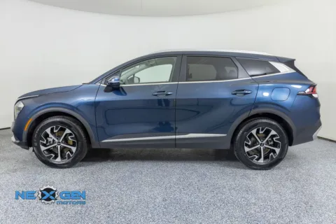More photos of 2023 Kia Sportage Hybrid EX at NeXgen Motors, UT