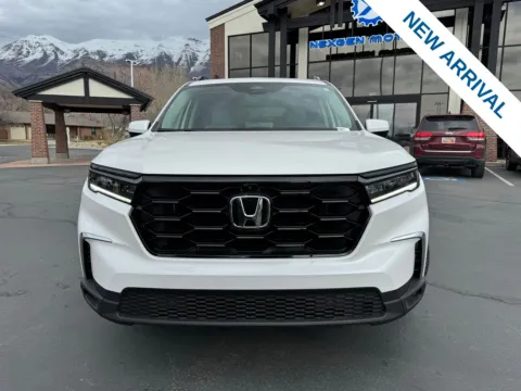 Photos of 2025 Honda Pilot Elite for sale in Lindon, UT at NeXgen Motors