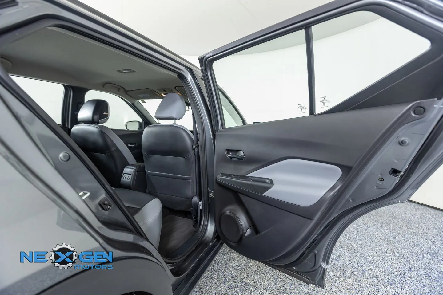 2024 Nissan Kicks SR - Photo 35