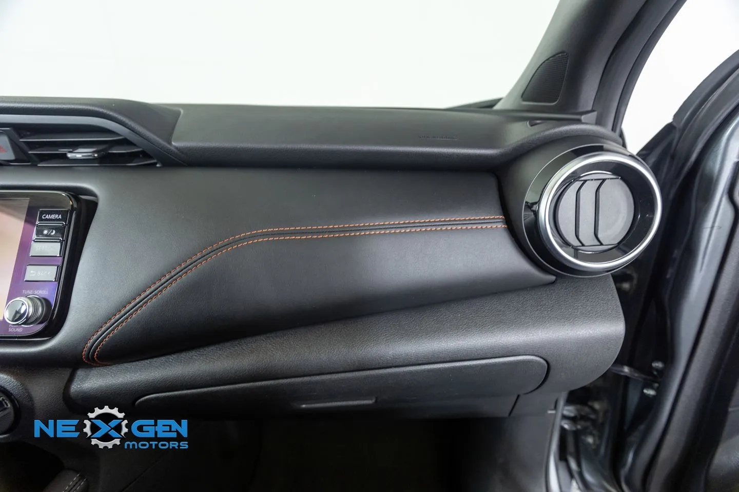 2024 Nissan Kicks SR - Photo 43