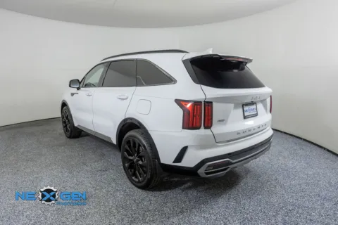 More photos of 2022 Kia Sorento SX at NeXgen Motors, UT
