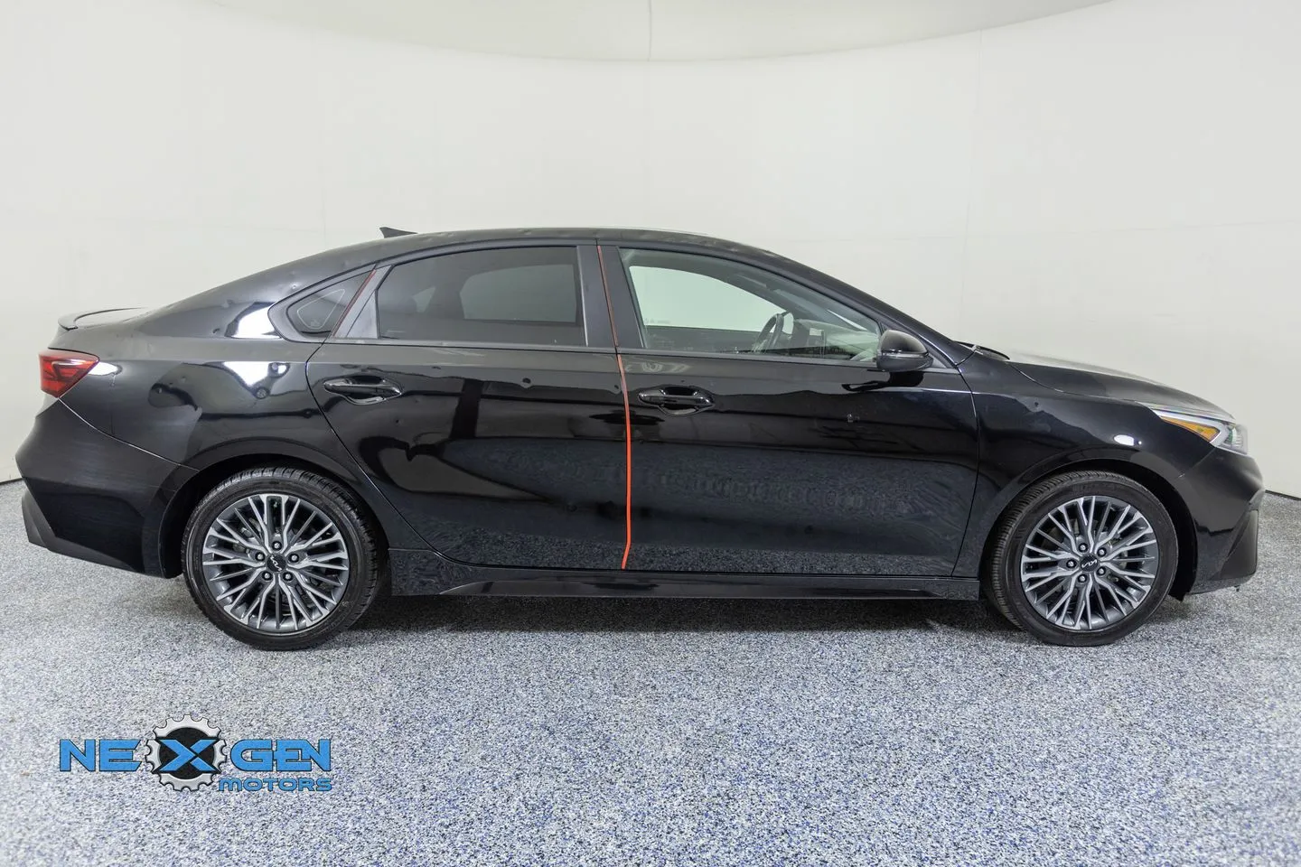 Kia Forte photo 9