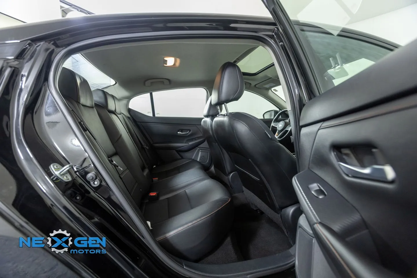 2022 Nissan Sentra SR - Photo 36