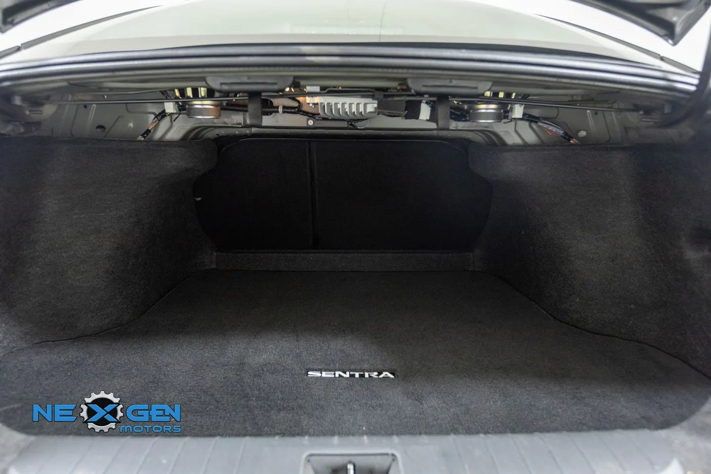 2022 Nissan Sentra SR - Photo 33