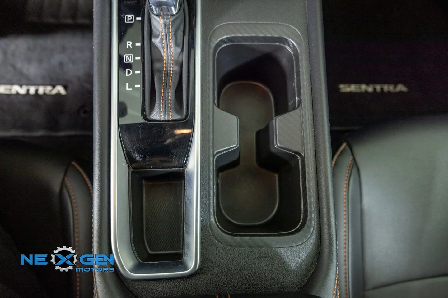 2022 Nissan Sentra SR - Photo 23