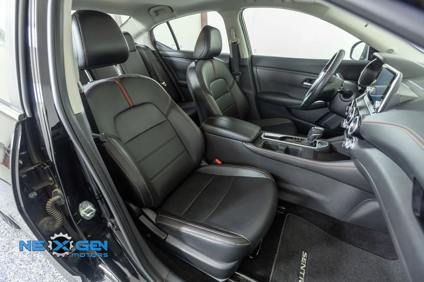 2022 Nissan Sentra SR - Photo 43