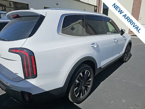 More photos of 2023 Kia Telluride SX at NeXgen Motors, UT