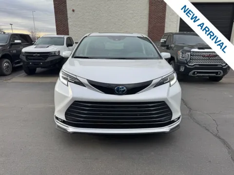 Photos of 2024 Toyota Sienna Limited for sale in Lindon, UT at NeXgen Motors