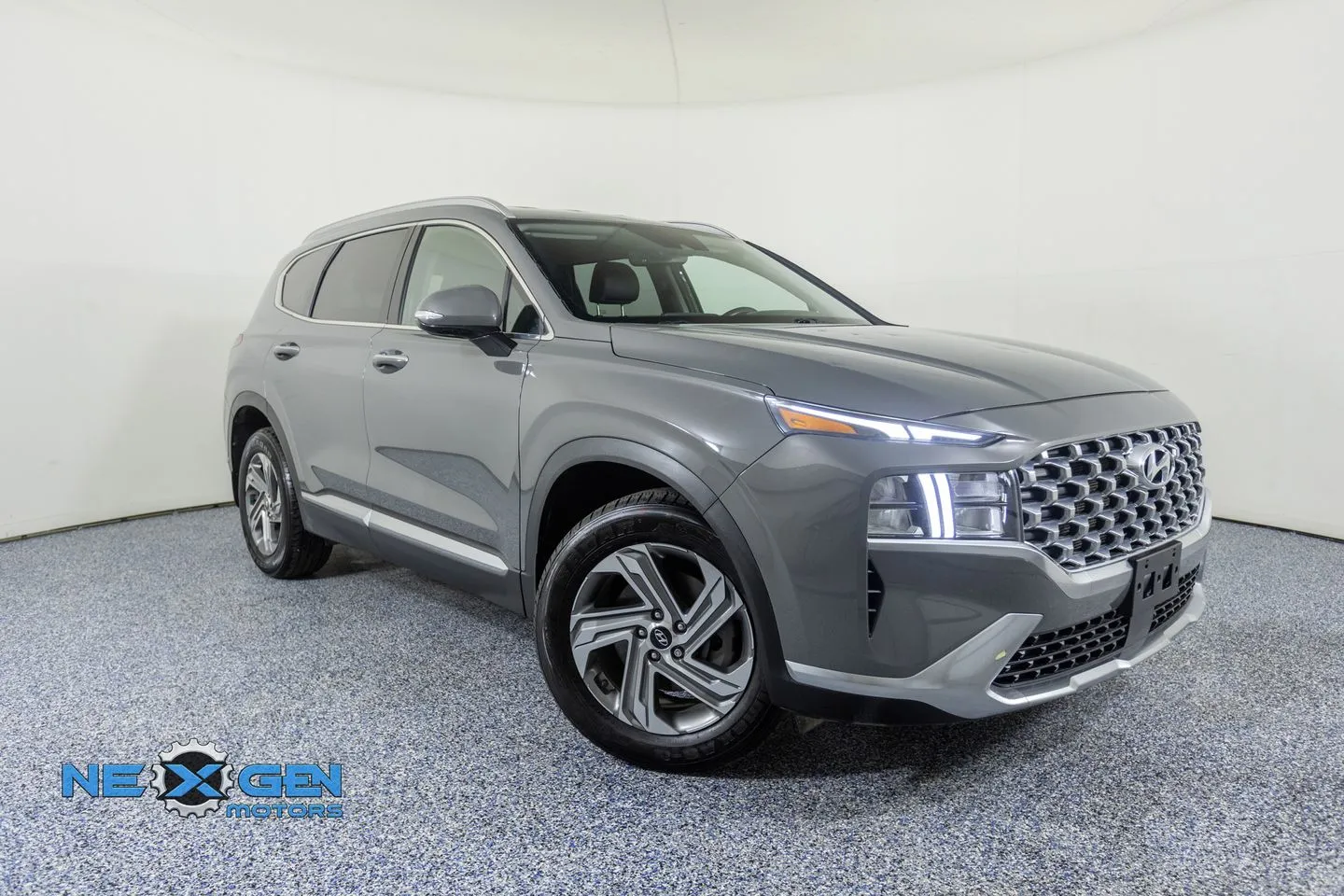 Gray 2022 Hyundai Santa Fe SEL for sale in Lindon, UT