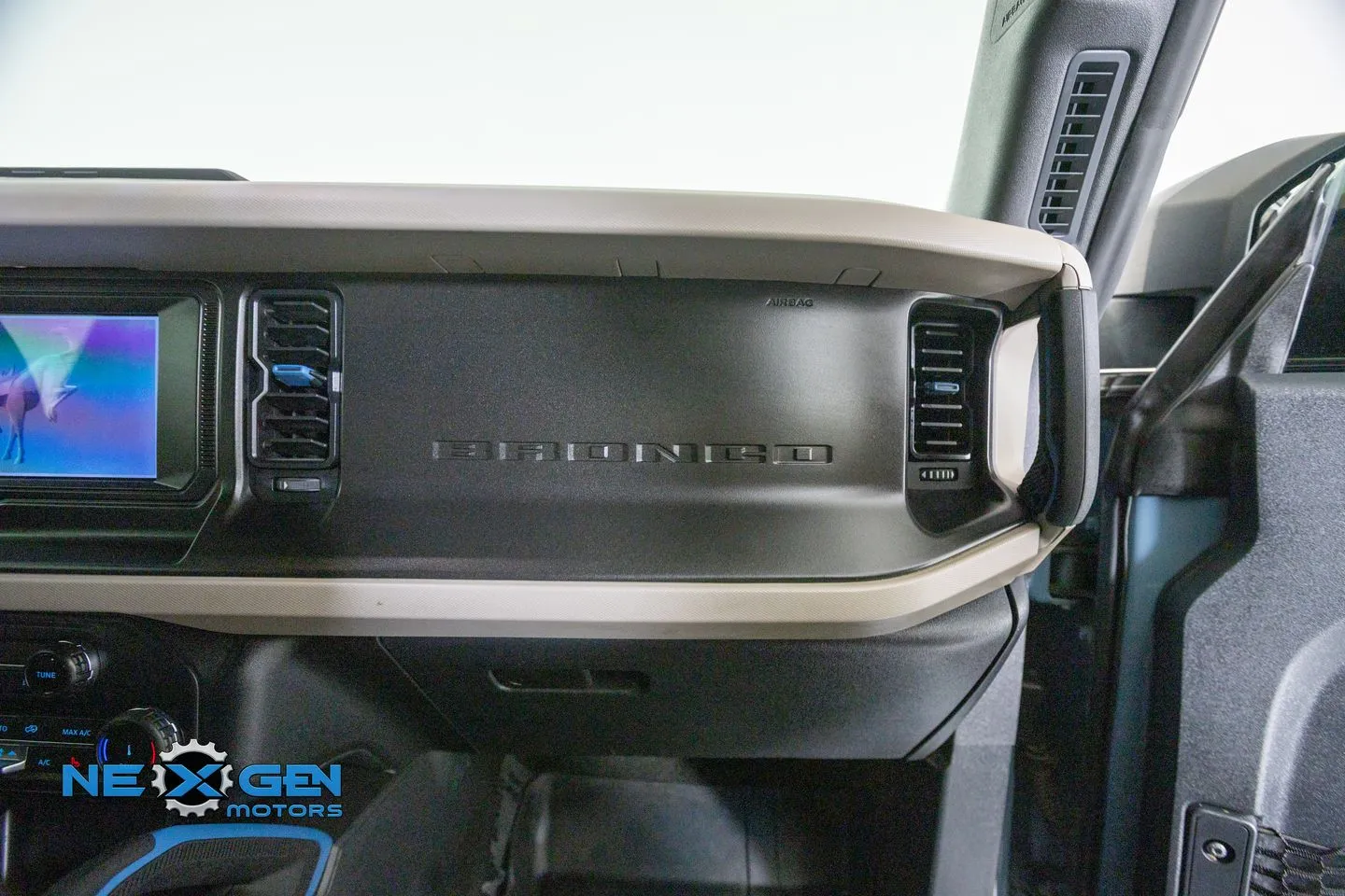 2022 Ford Bronco 4-Door Wildtrak - Photo 44