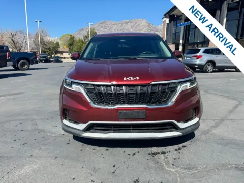 Photos of 2022 Kia Carnival LXS for sale in Lindon, UT at NeXgen Motors