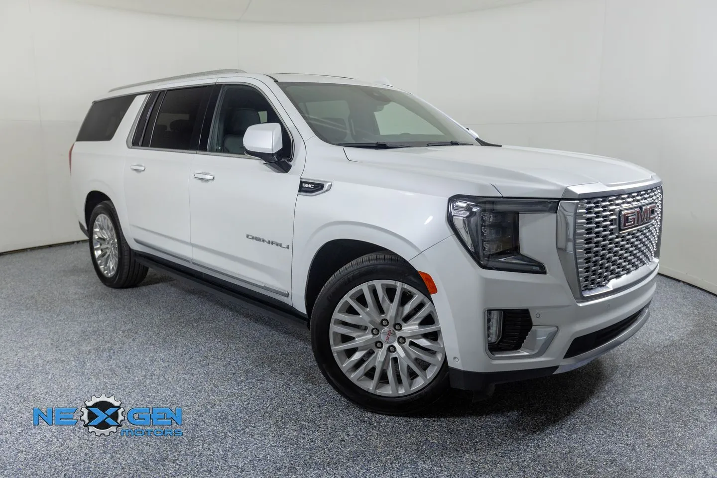 White 2023 GMC Yukon XL Denali for sale in Lindon, UT