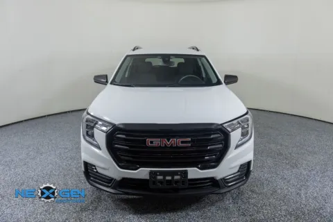 Photos of 2022 GMC Terrain SLE for sale in Lindon, UT at NeXgen Motors