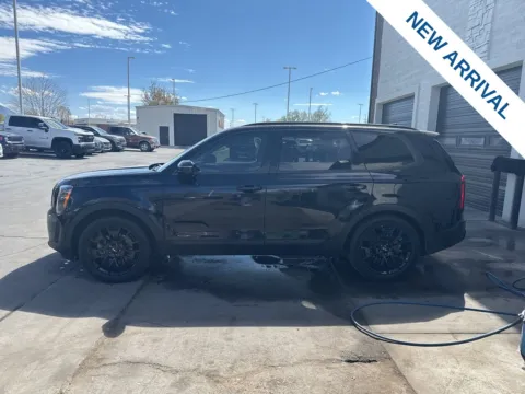 More photos of 2022 Kia Telluride SX at NeXgen Motors, UT