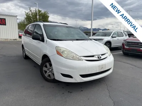White 2008 Toyota Sienna CE for sale in Lindon, UT