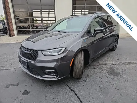Another view of 2021 Chrysler Pacifica Hybrid Limited for sale in Lindon, UT at NeXgen Motors