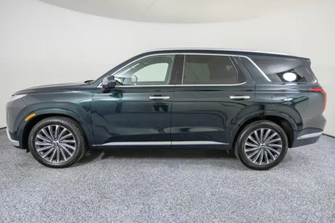 More photos of 2024 Hyundai Palisade Calligraphy at NeXgen Motors, UT
